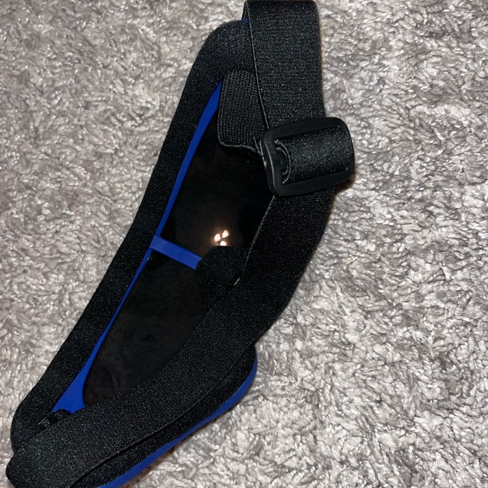 Amazon Essentials Blue Ski Goggles - Picture 4 of 5